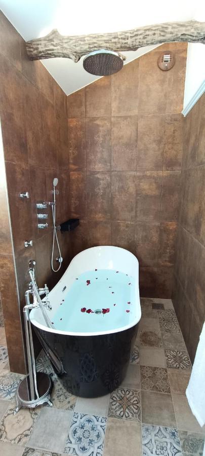 Le Maréchal Duplex - Appartement Cosy avec Baignoire spa Balnéo - CAEN hyper Centre Extérieur photo