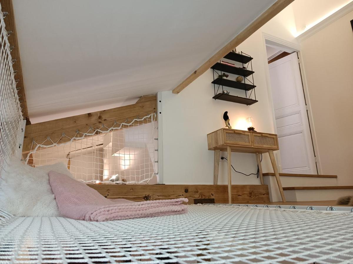 Le Maréchal Duplex - Appartement Cosy avec Baignoire spa Balnéo - CAEN hyper Centre Extérieur photo